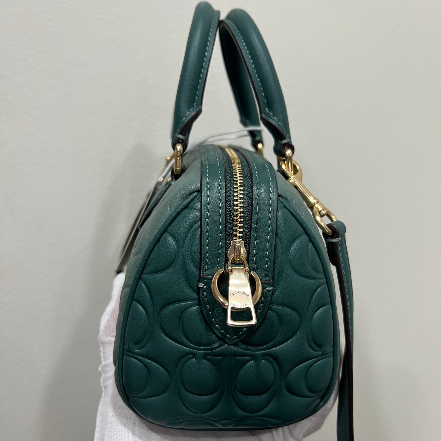 COACH (New) With Dustbag
