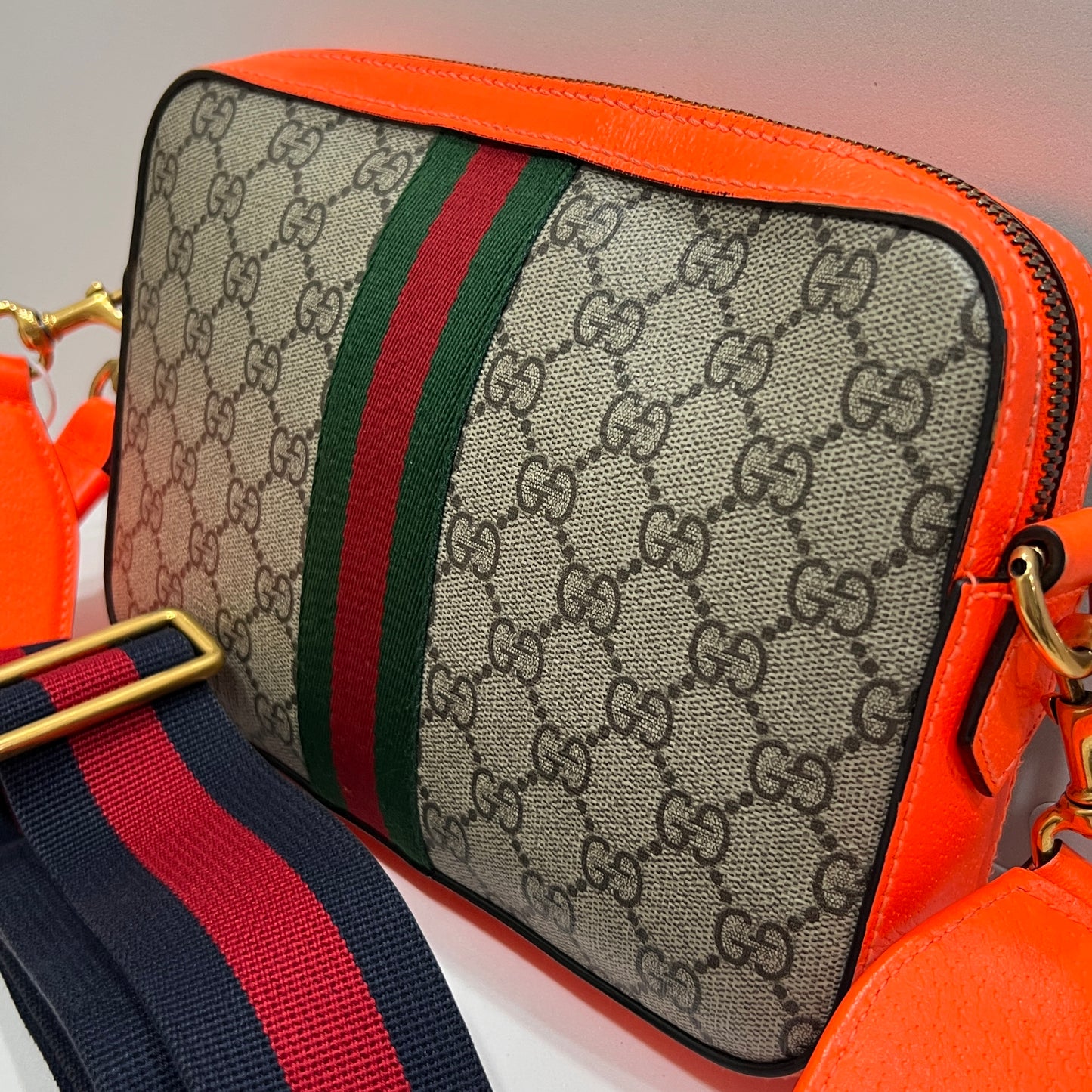 GUCCI GG Supreme Monogram Textured Dollar Calfskin Web Ophidia Wristlet Shoulder Bag Beige Ebony Orange