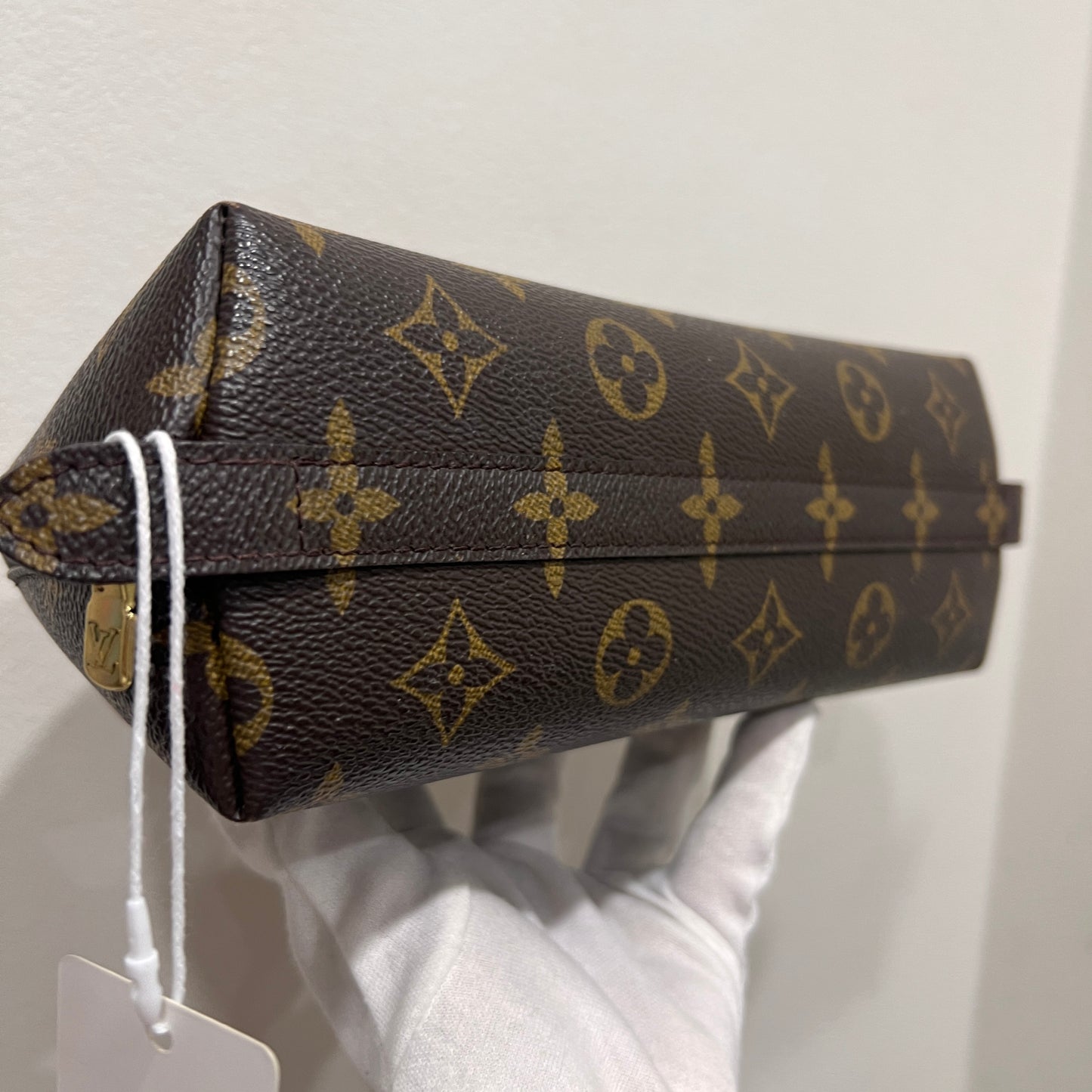 LOUIS VUITTON Toiletry Pouch