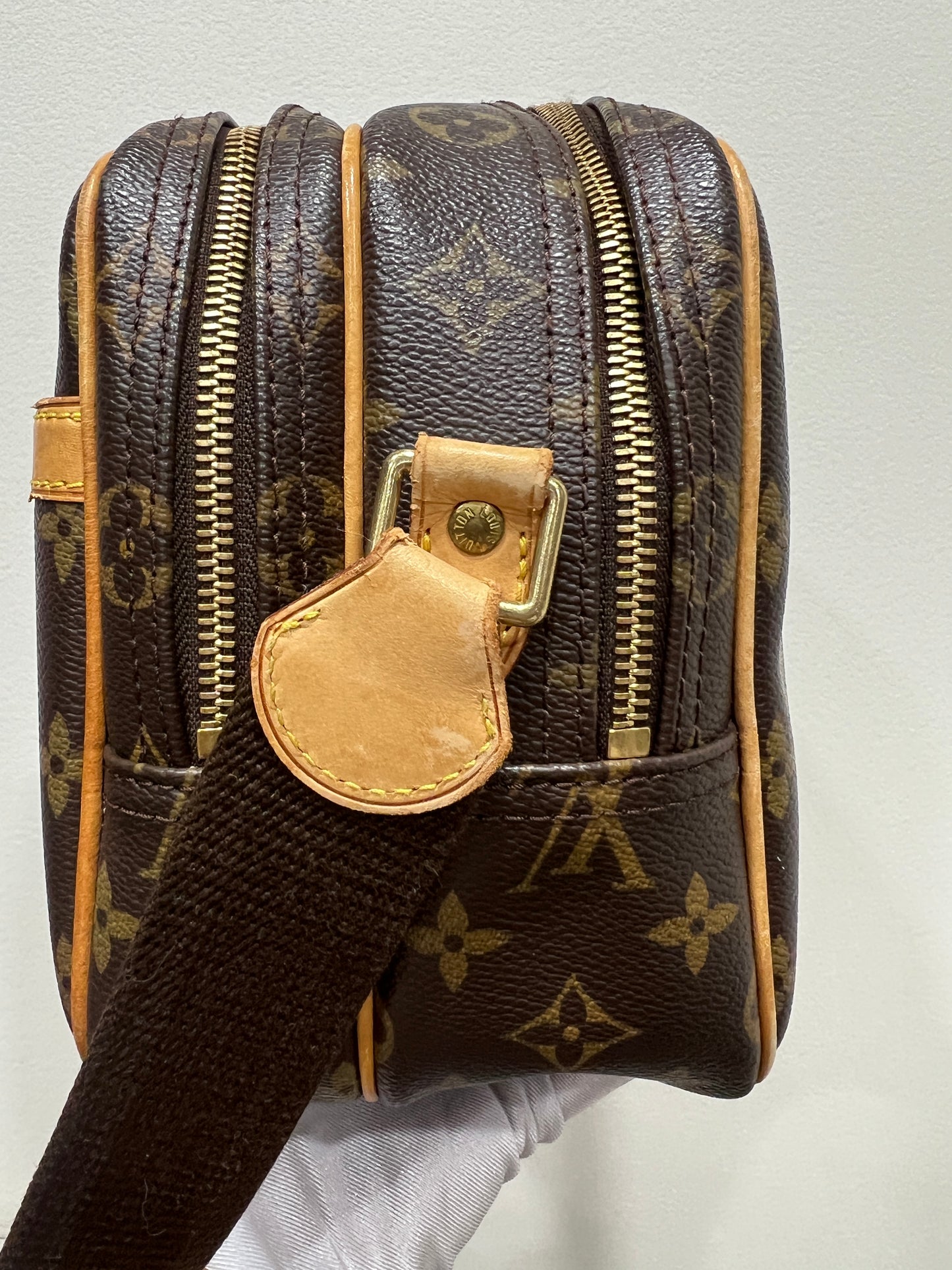 LOUIS VUITTON Reporter PM