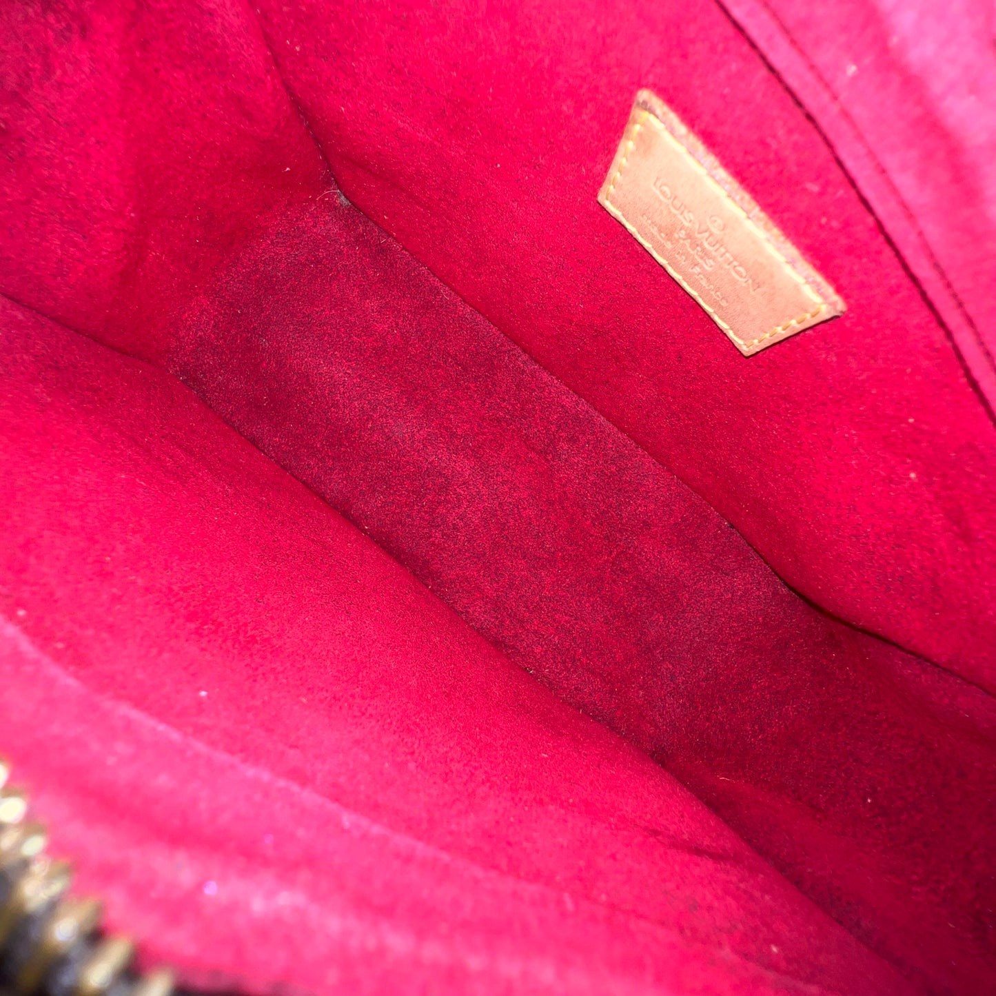 LOUIS VUITTON Cite Crossbody