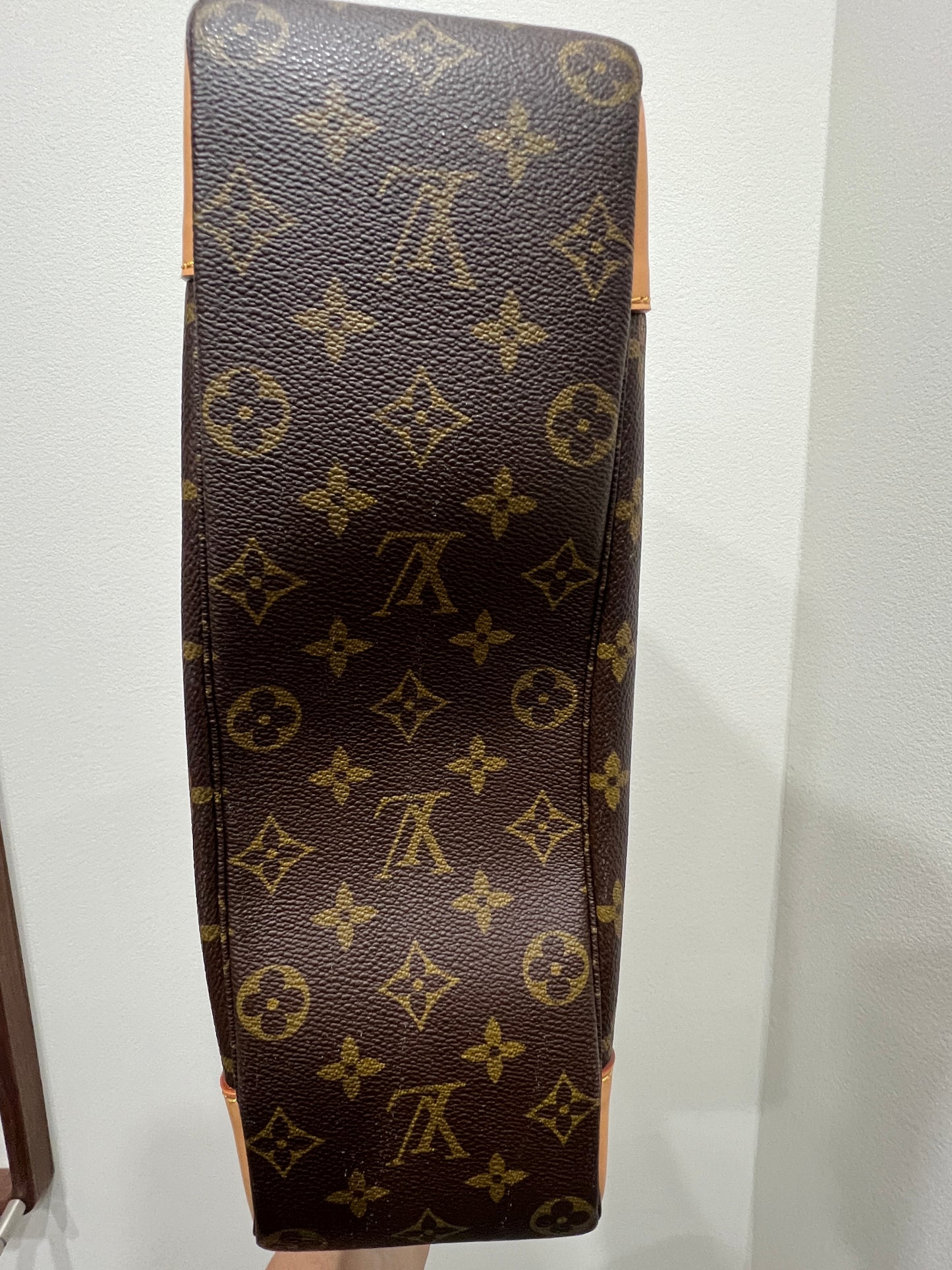 LOUIS VUITTON Boulogne Handbag