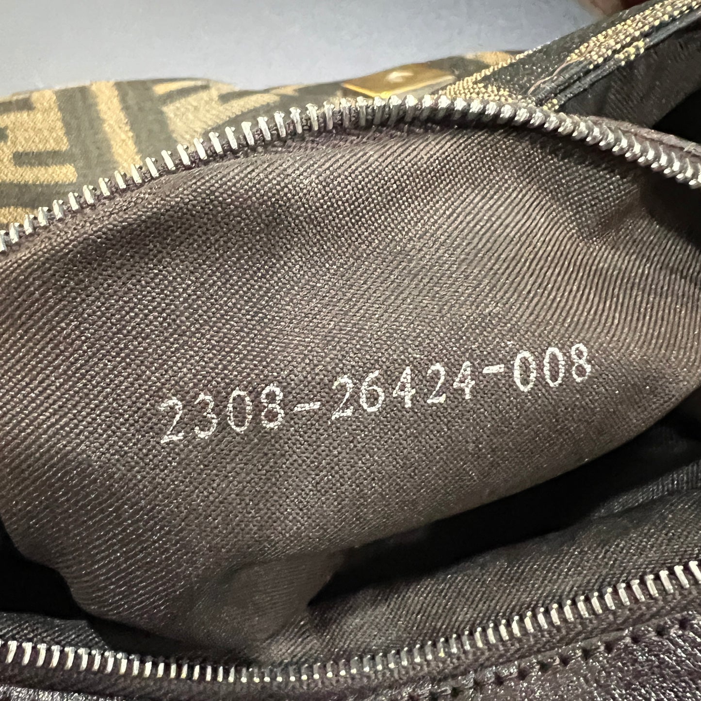 FENDI Baguette Gold