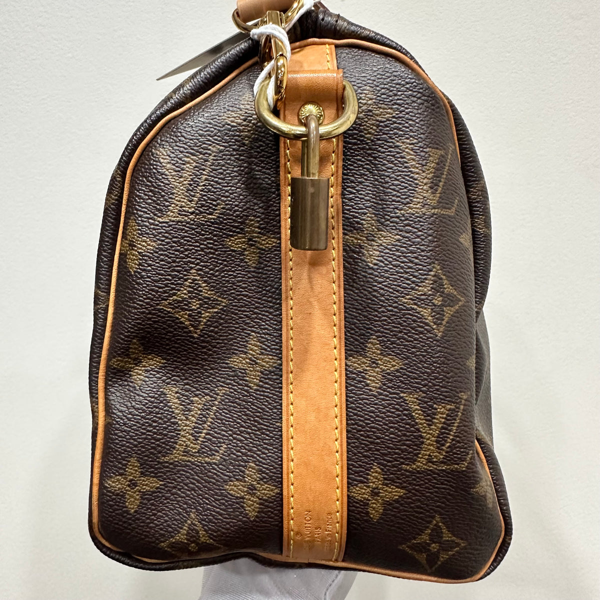 LOUIS VUITTON Speedy 25 with strap NFC ready