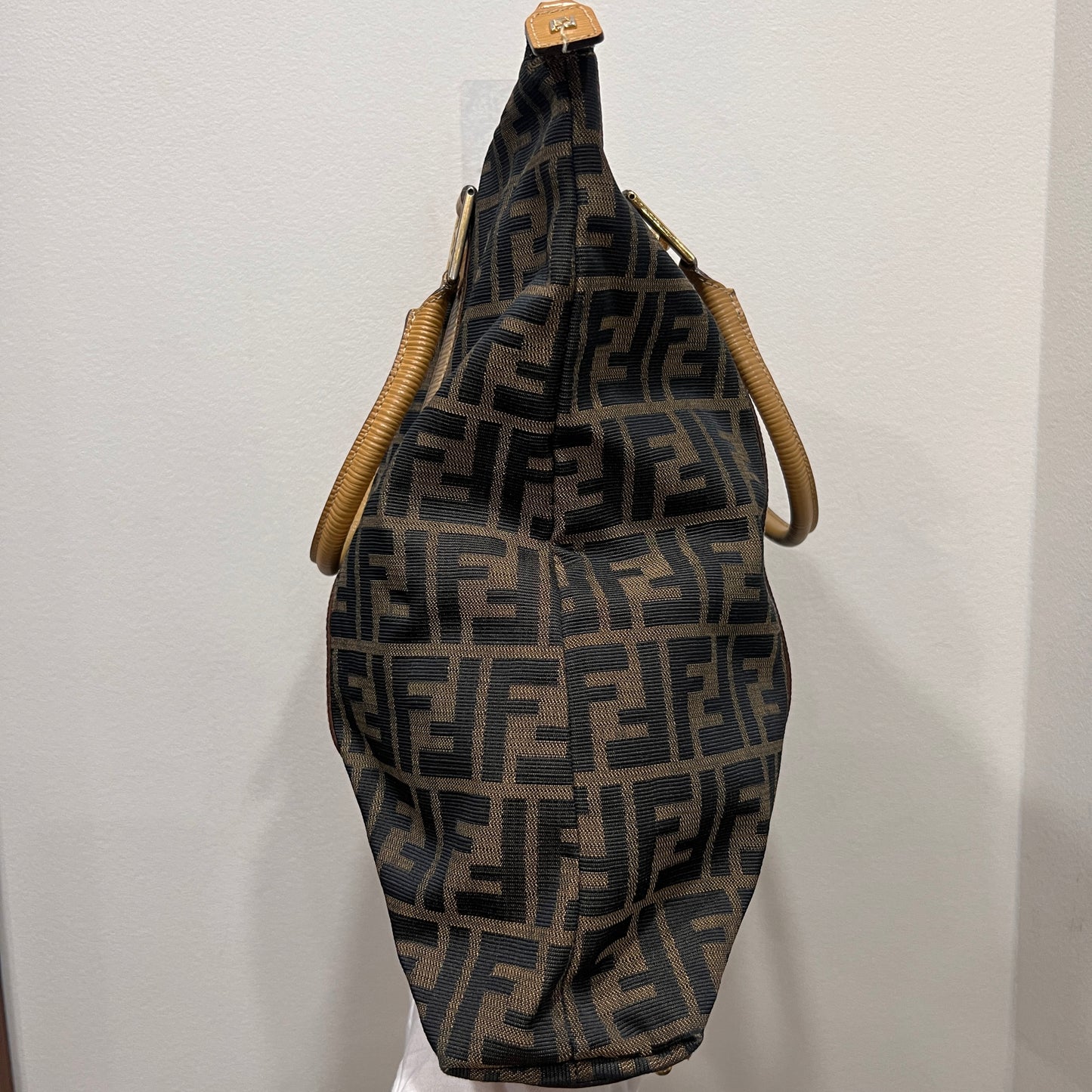 FENDI Tote (2505-21)
