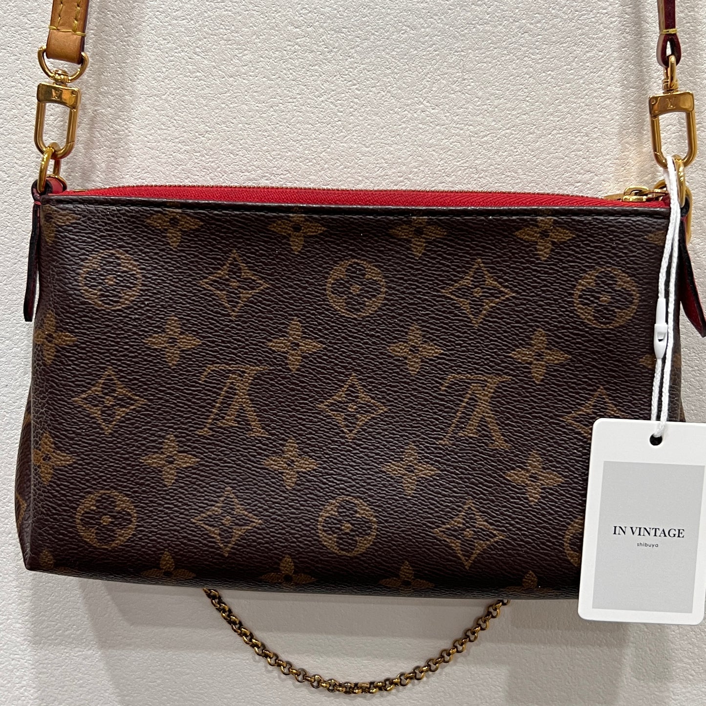LOUIS VUITTON Pallas Red