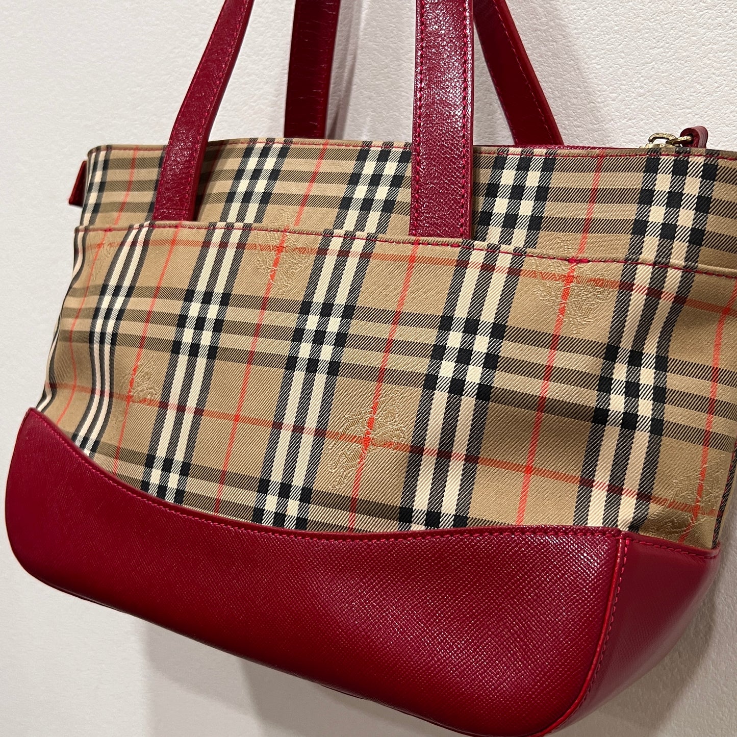 BURBERRY Handbag