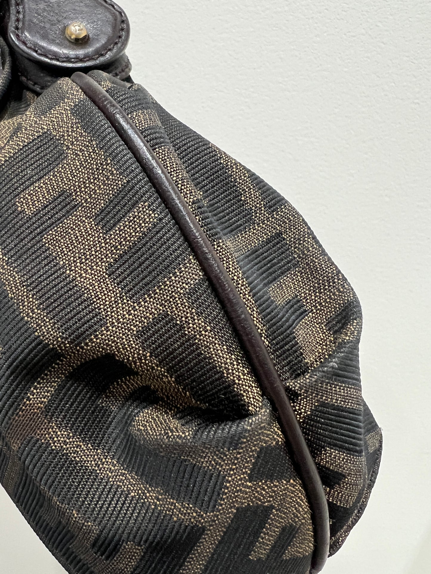 FENDI Croissant Chain Shoulder Bag