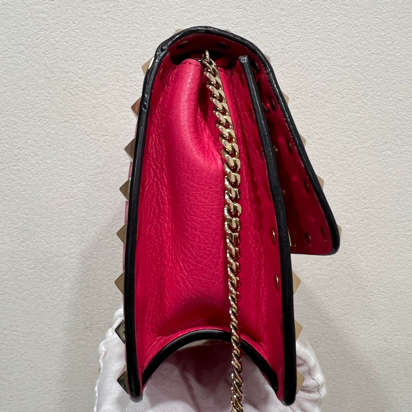VALENTINO Garavani Rockstud Flap Chain Bag