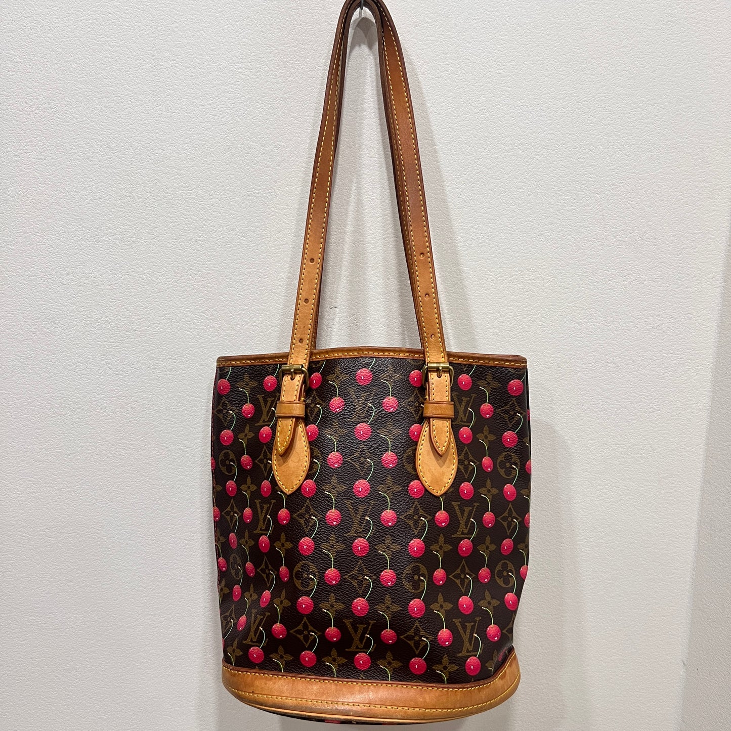 LOUIS VUITTON x Cherry Bucket Bag