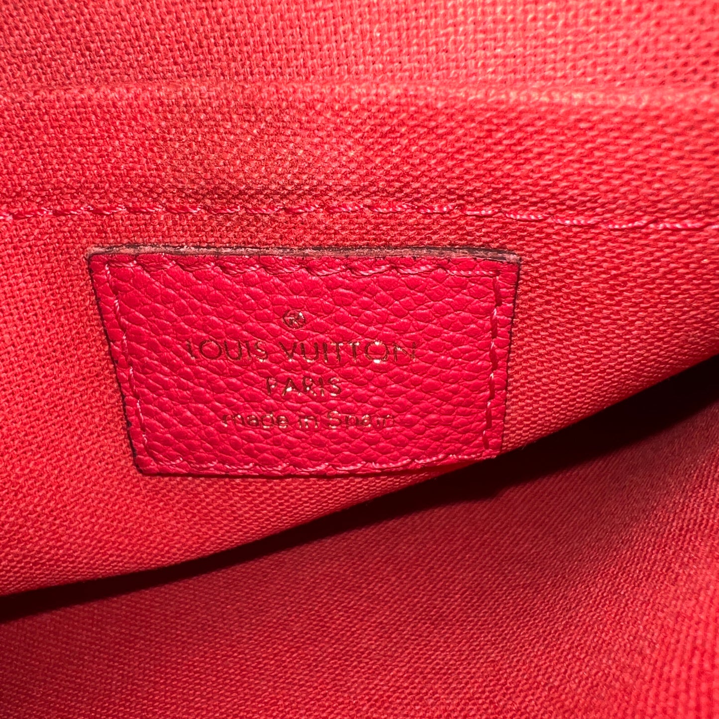 LOUIS VUITTON Pallas Red