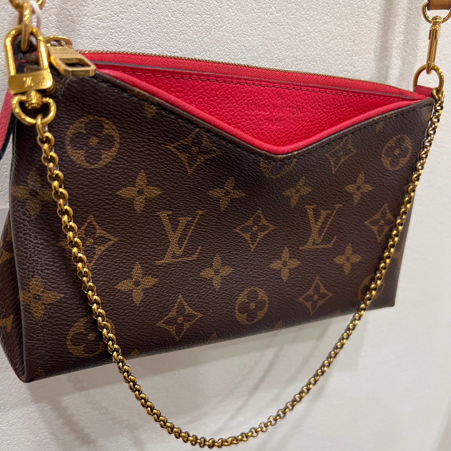 LOUIS VUITTON Pallas Red