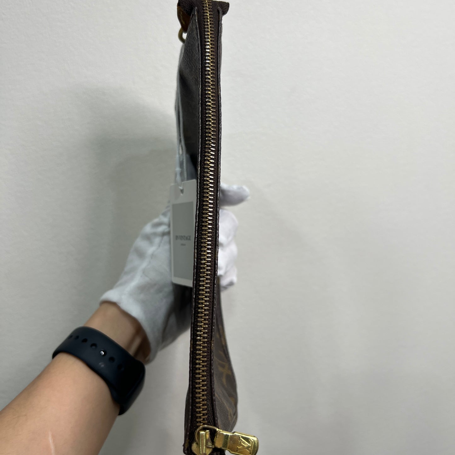 LOUIS VUITTON Accessory Pochette