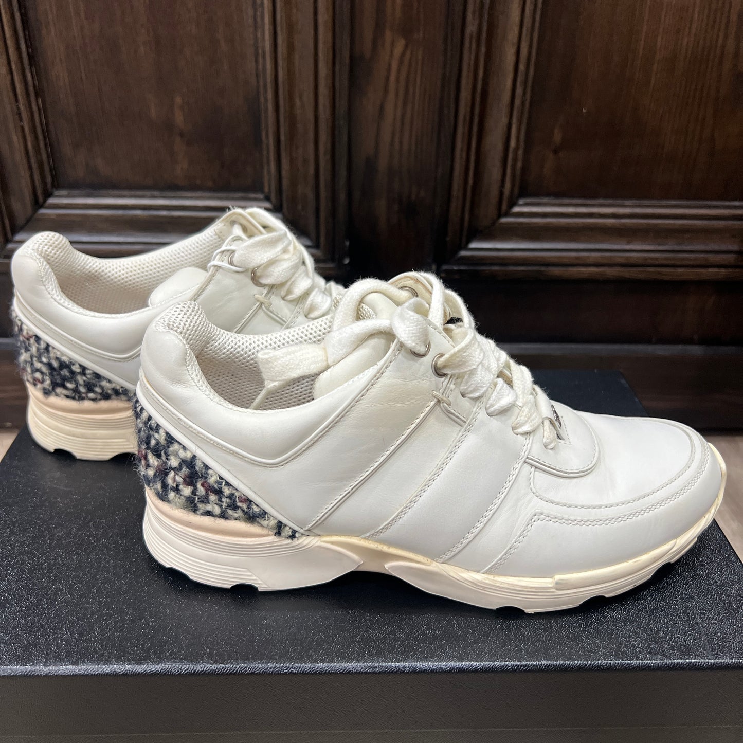 CHANEL White Leather And Tweed Trim CC Low Top Sneakers Size 36 1/2