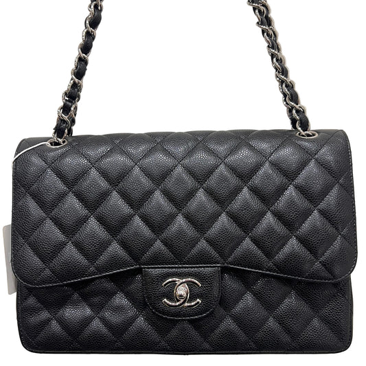 CHANEL Caviar Jumbo Double Flap
