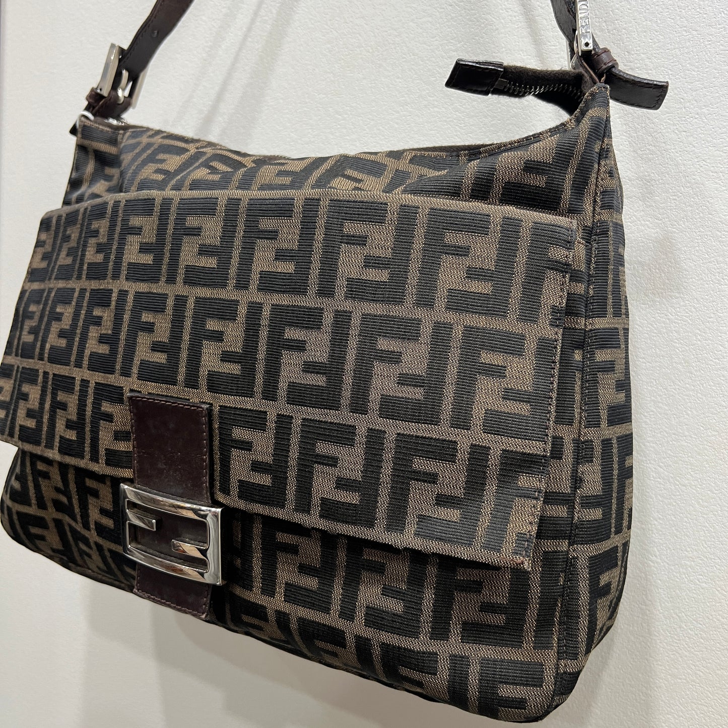 FENDI Mamma One Shoulder Baguette Silver