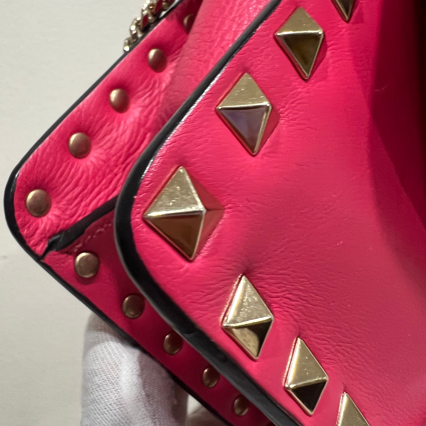 VALENTINO Garavani Rockstud Flap Chain Bag