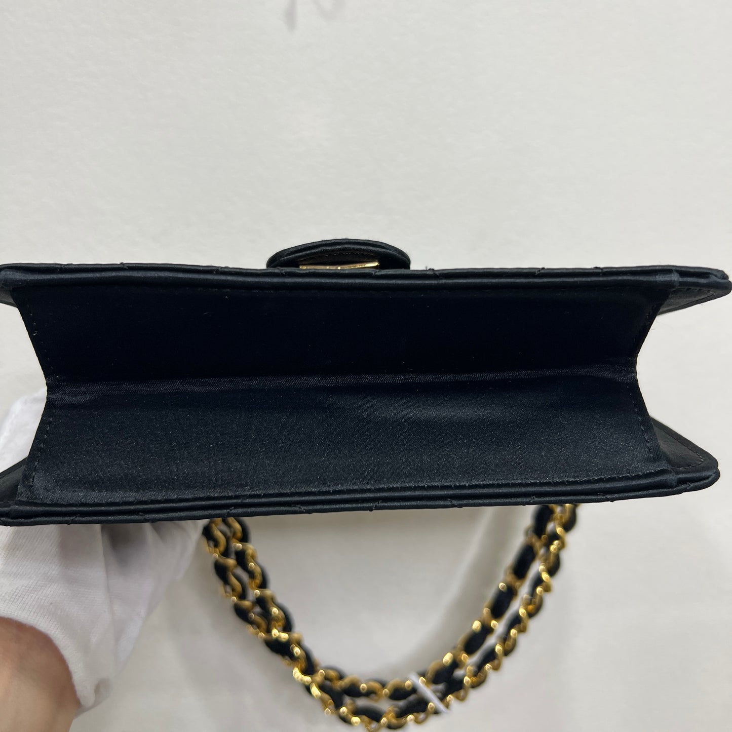 CHANEL Silk Shoulder Chain Bag