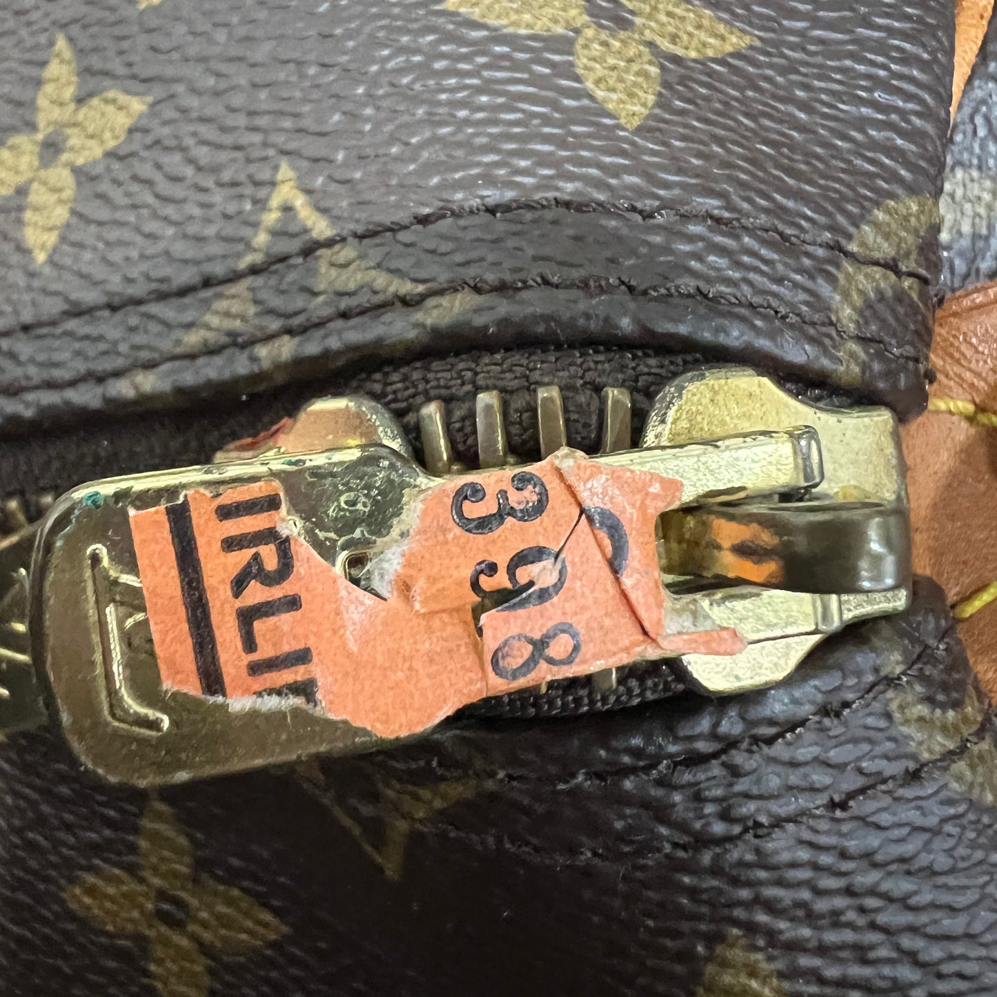 LOUIS VUITTON Keepall 55 (5627799)