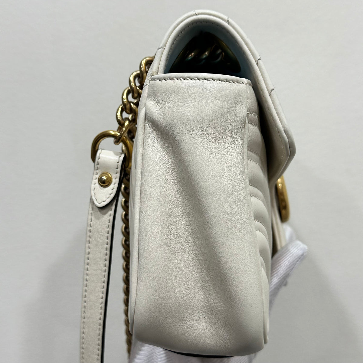 GUCCI Marmont white