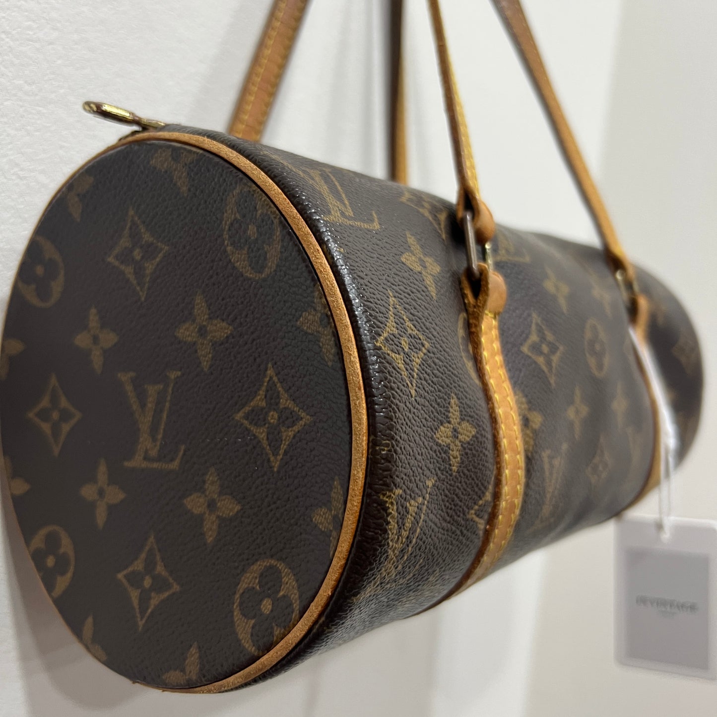 LOUIS VUITTON Papillon 27