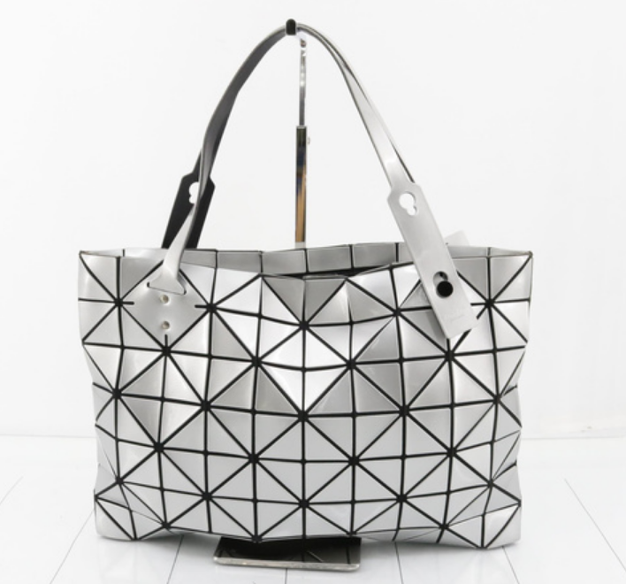 ISSEY MIYAKE BAOBAO