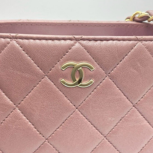 CHANEL pink lambskin shoulder bag