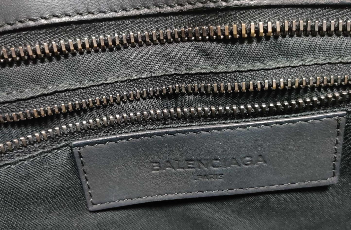 BALENCIAGA BLACK Nylon City Bag