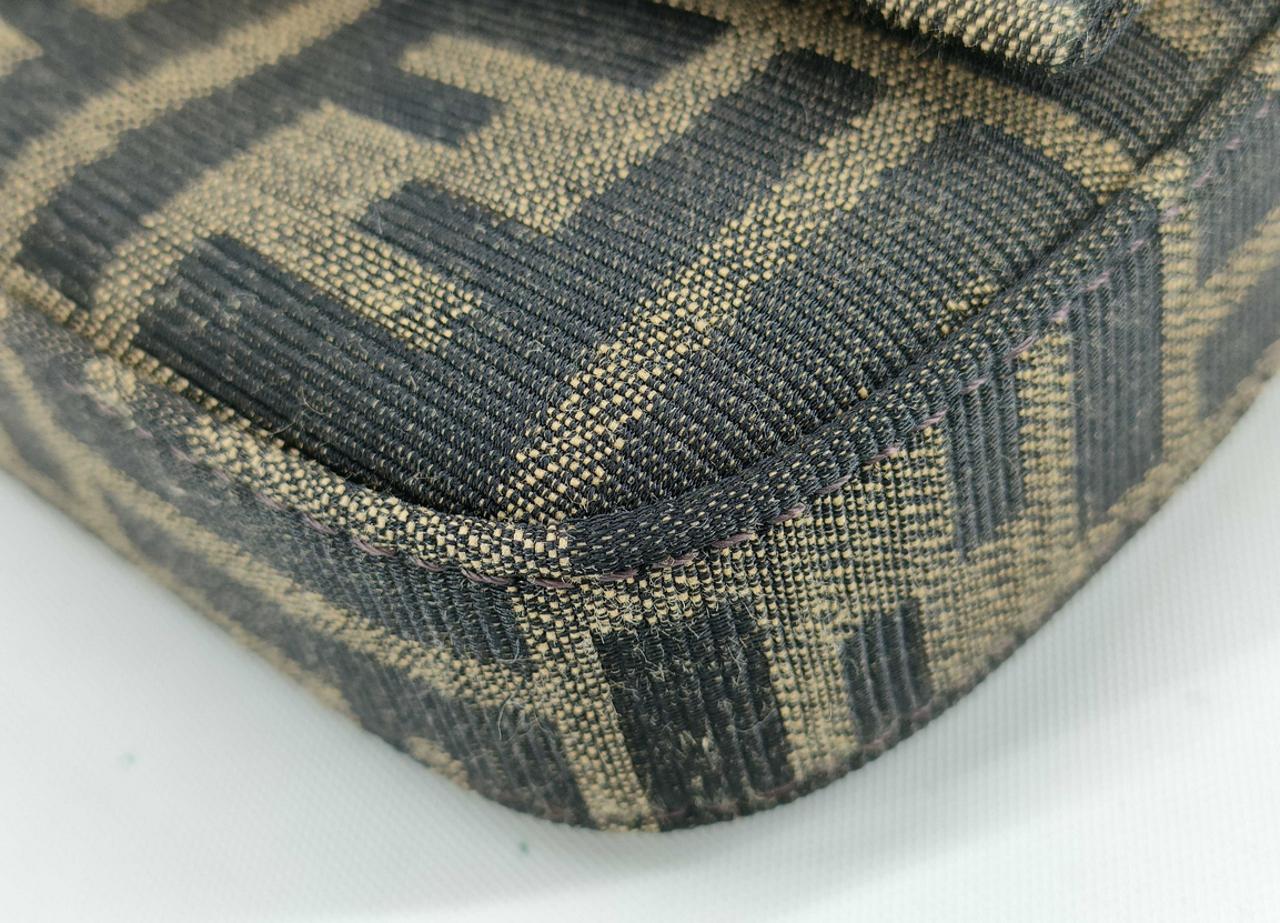 FENDI mamma baguette