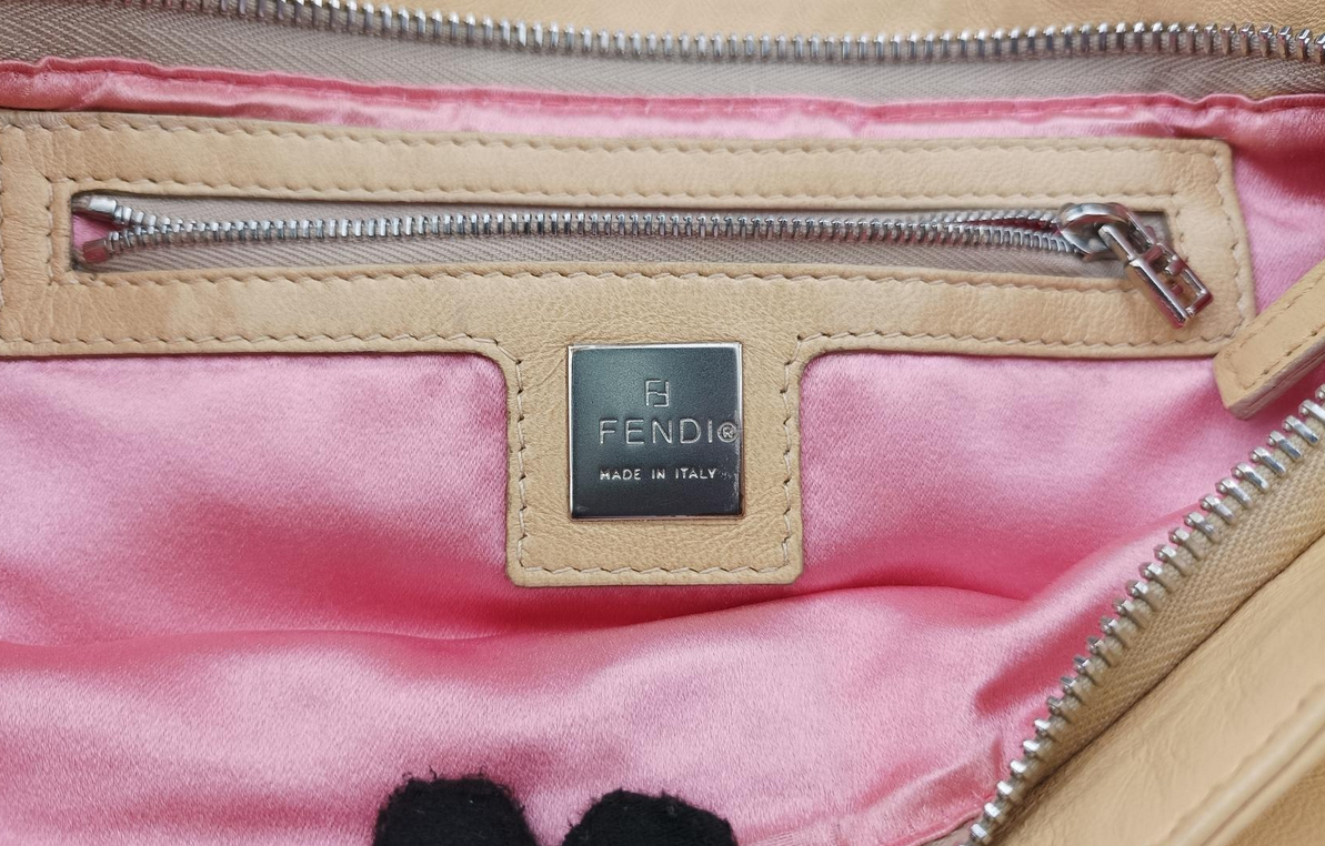 FENDI mamma Baguette leather