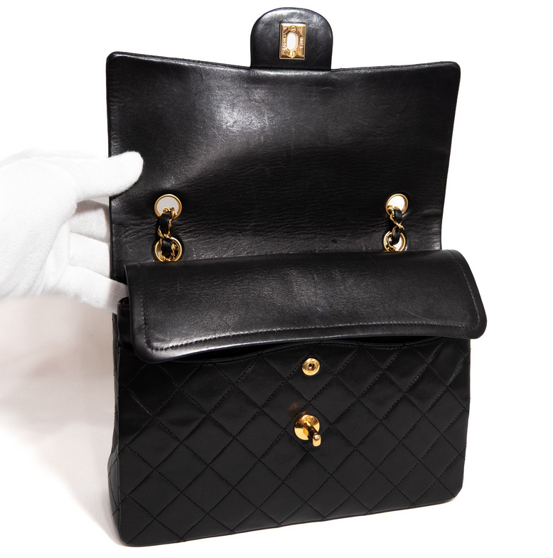 CHANEL DOUBLE FLAP 25