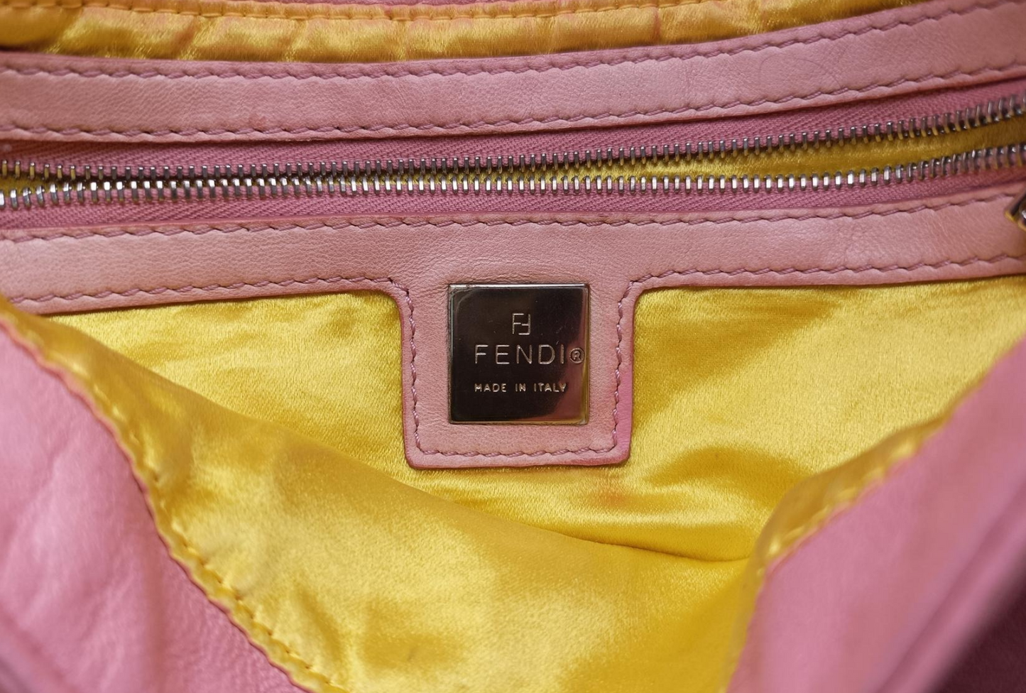 FENDI bagutte pink leather (6641148)
