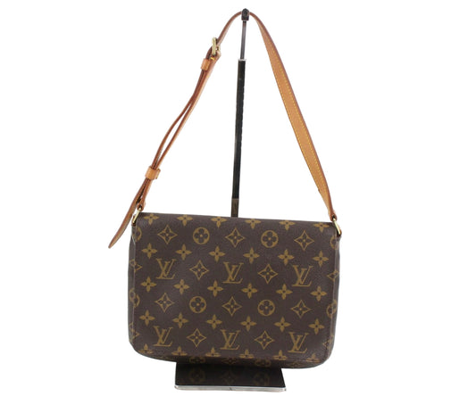 LOUIS VUITTON Musette Tango