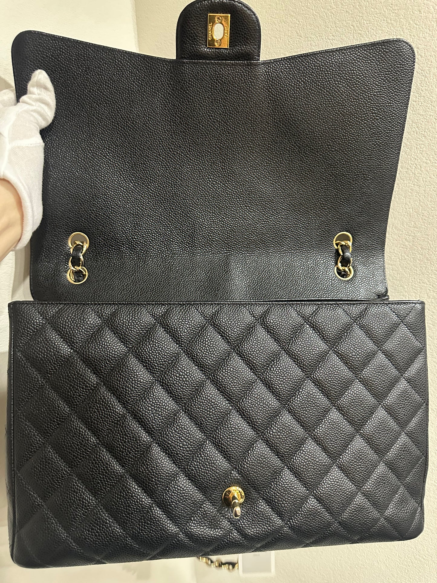 Chanel Classic Single Flap Maxi caviar