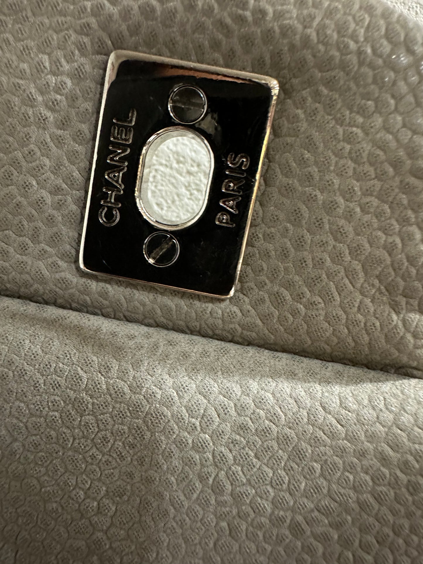 Chanel double flap maxi caviar grey