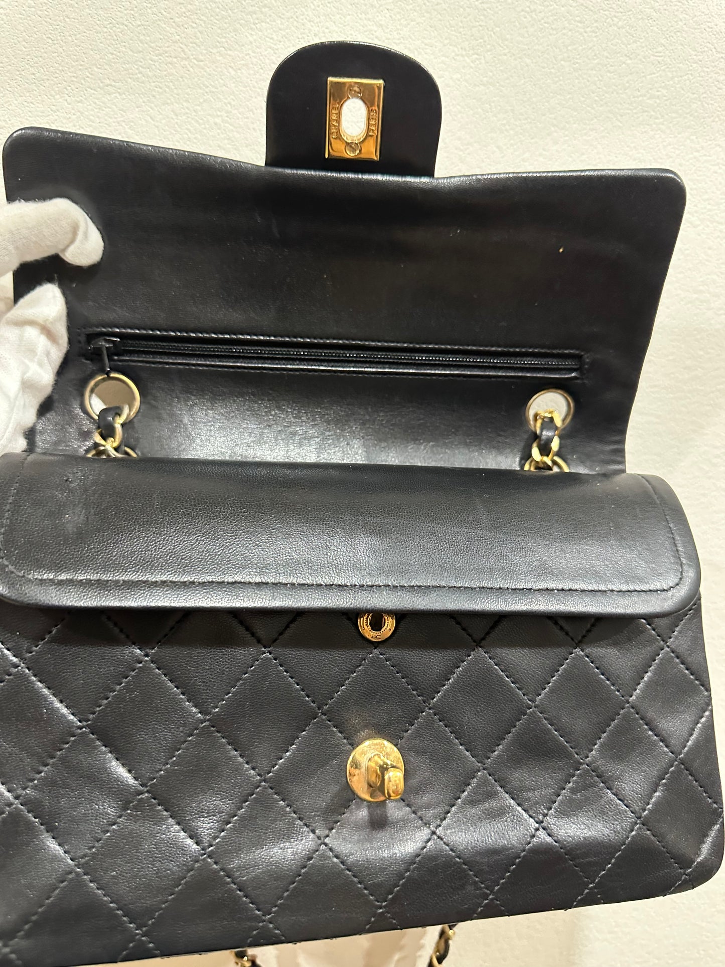 Chanel double flap 23 year 1986