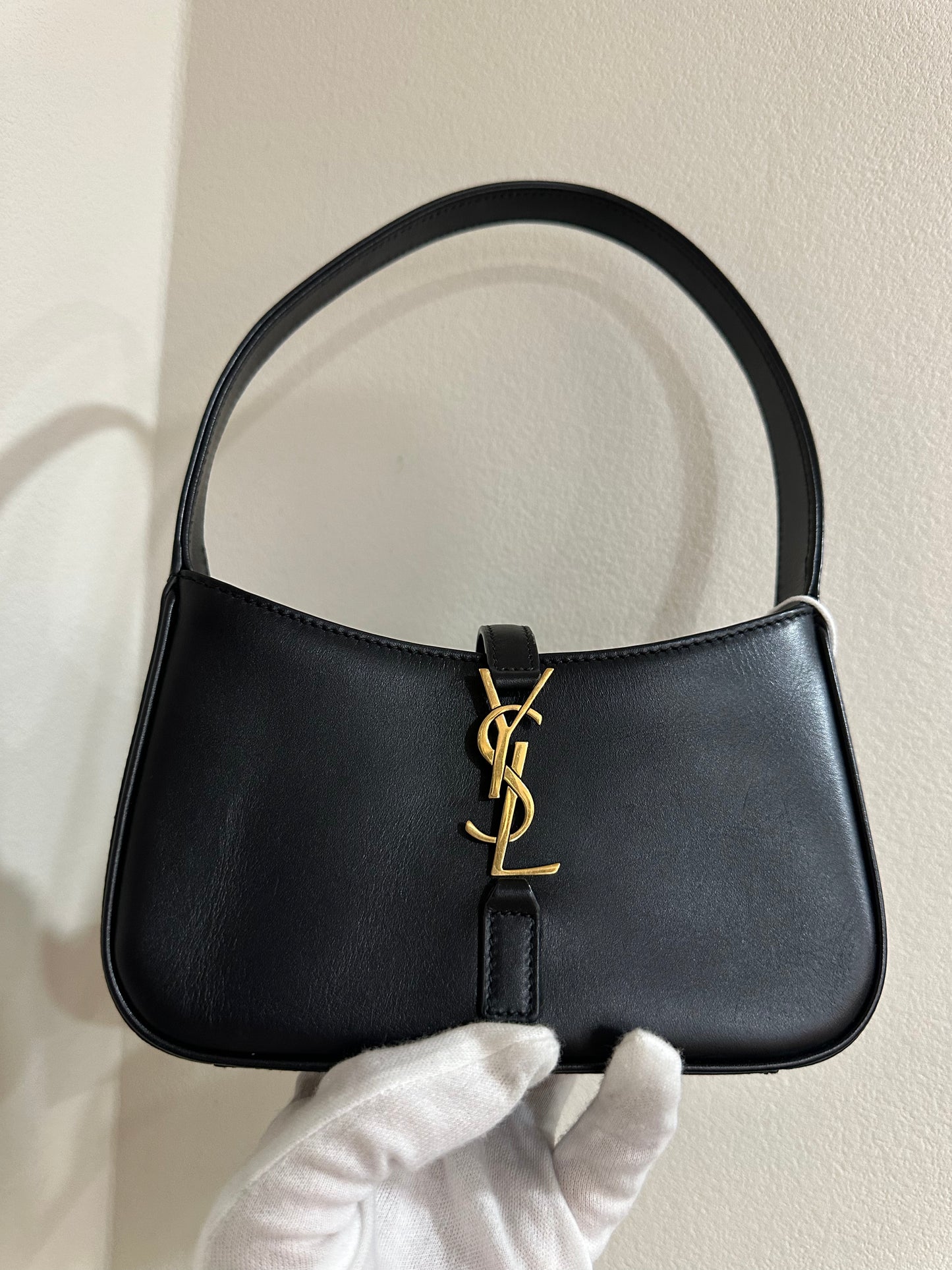 YSL LE 5 À 7 Mini Hobo Bag