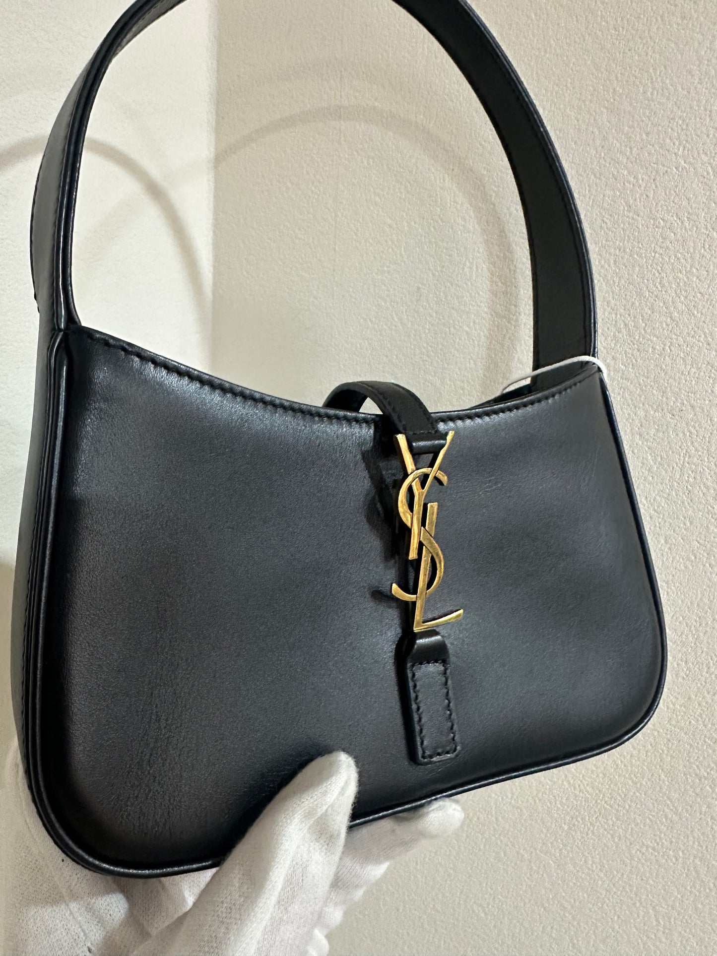 YSL LE 5 À 7 Mini Hobo Bag