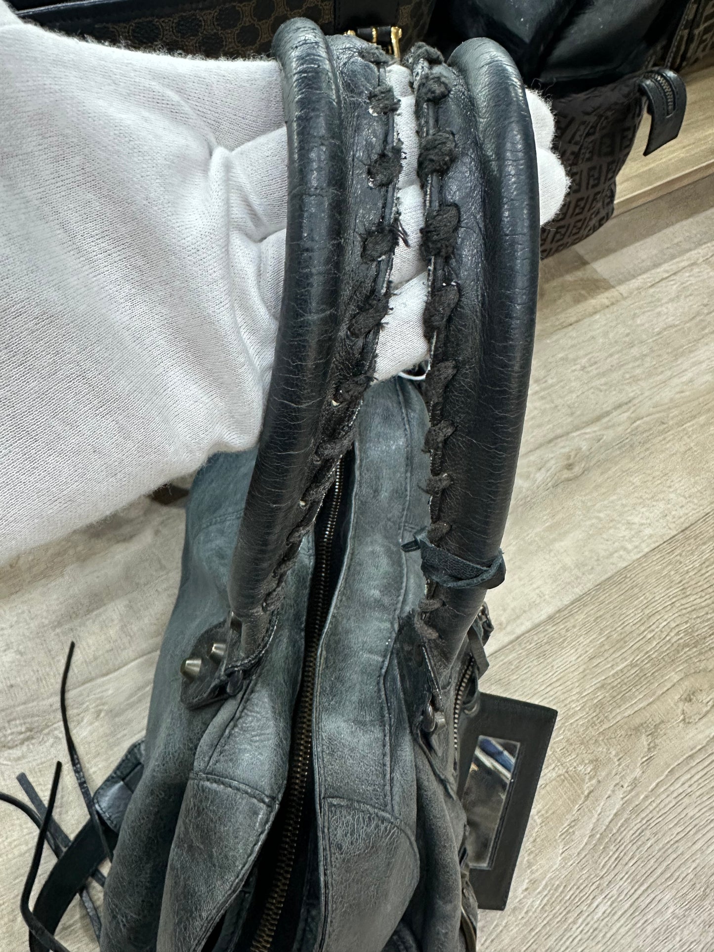 Balenciaga city large size