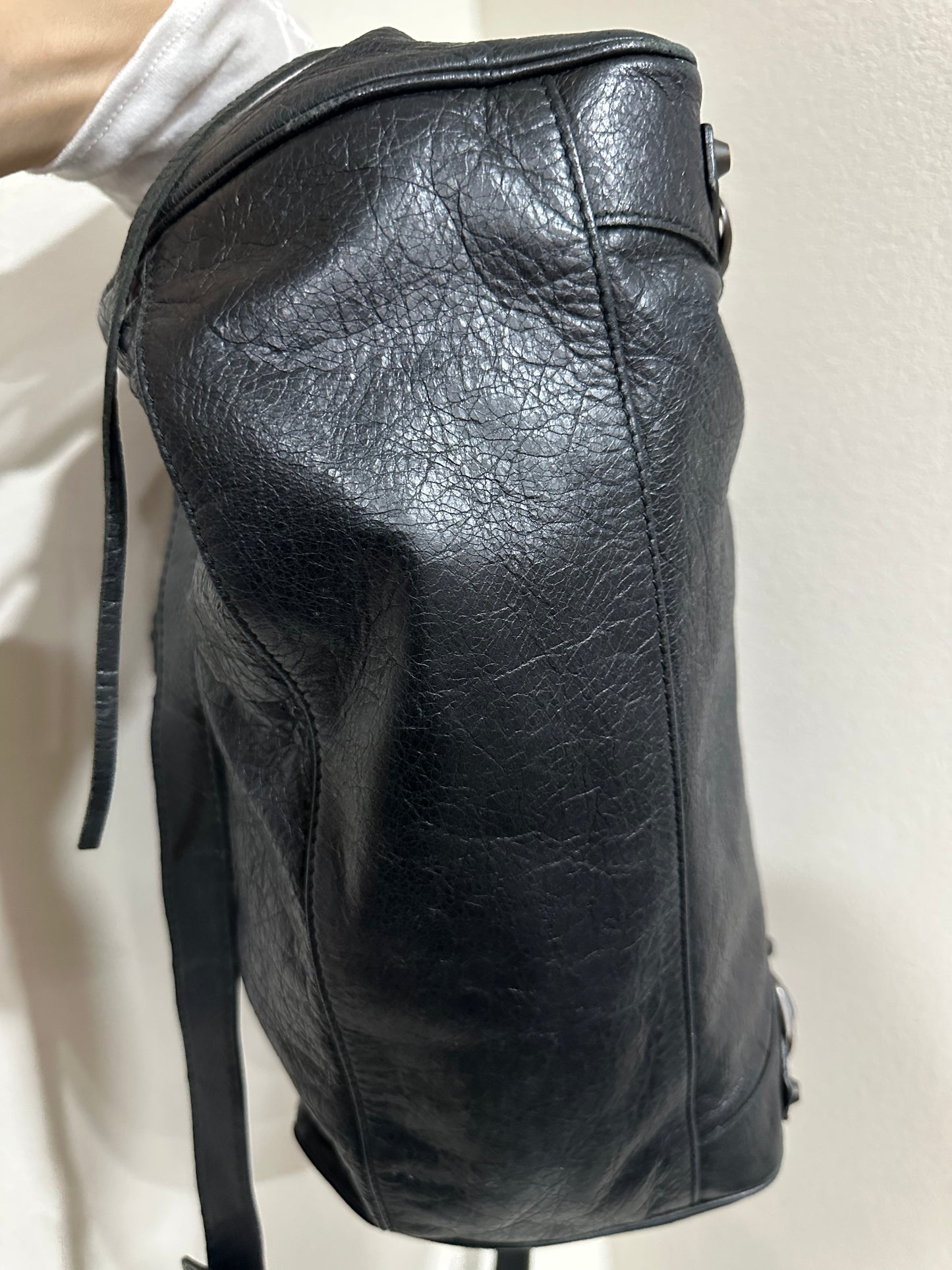 Balenciaga city