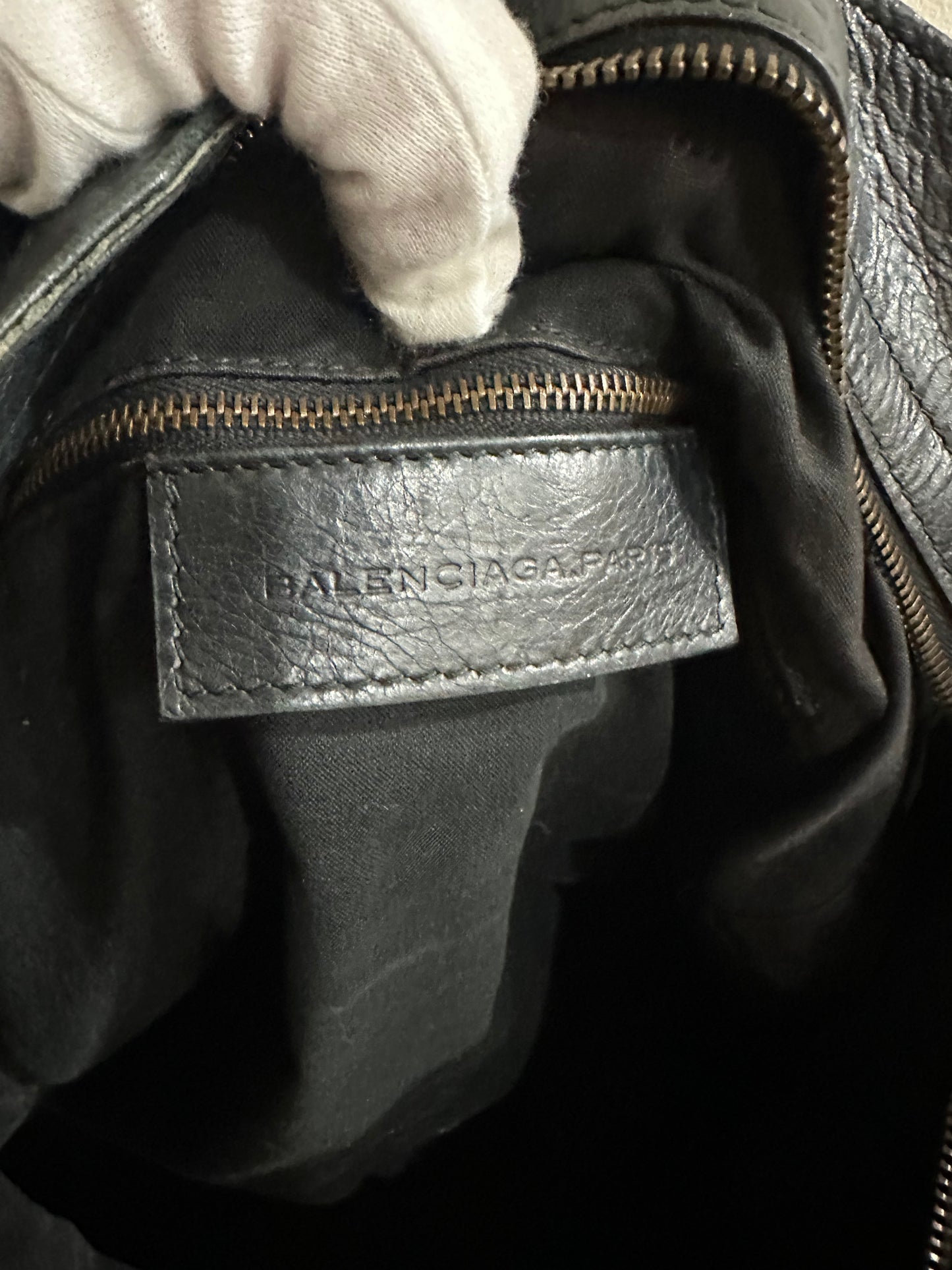 Balenciaga city