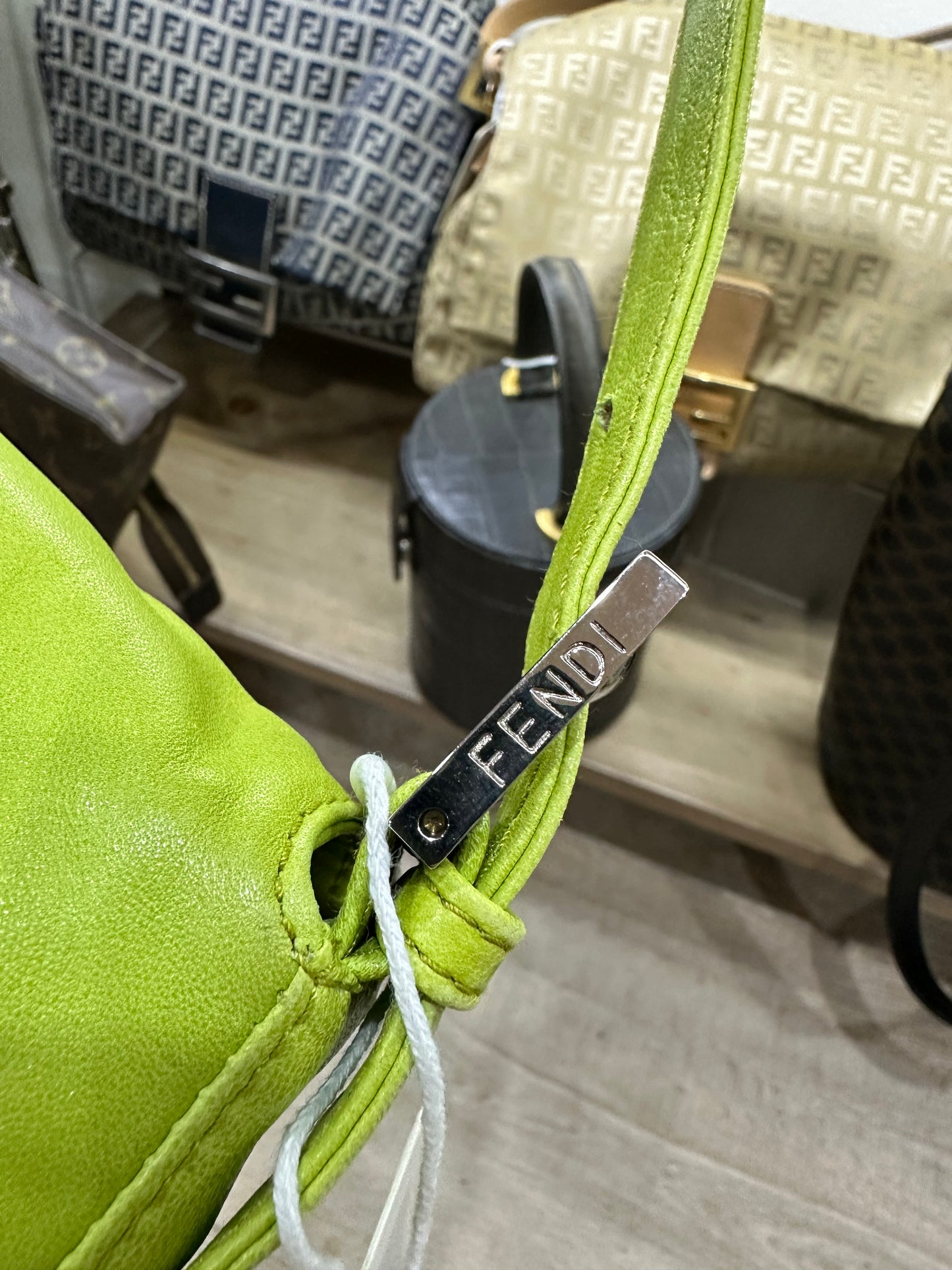 Fendi baguette leather (6322342)
