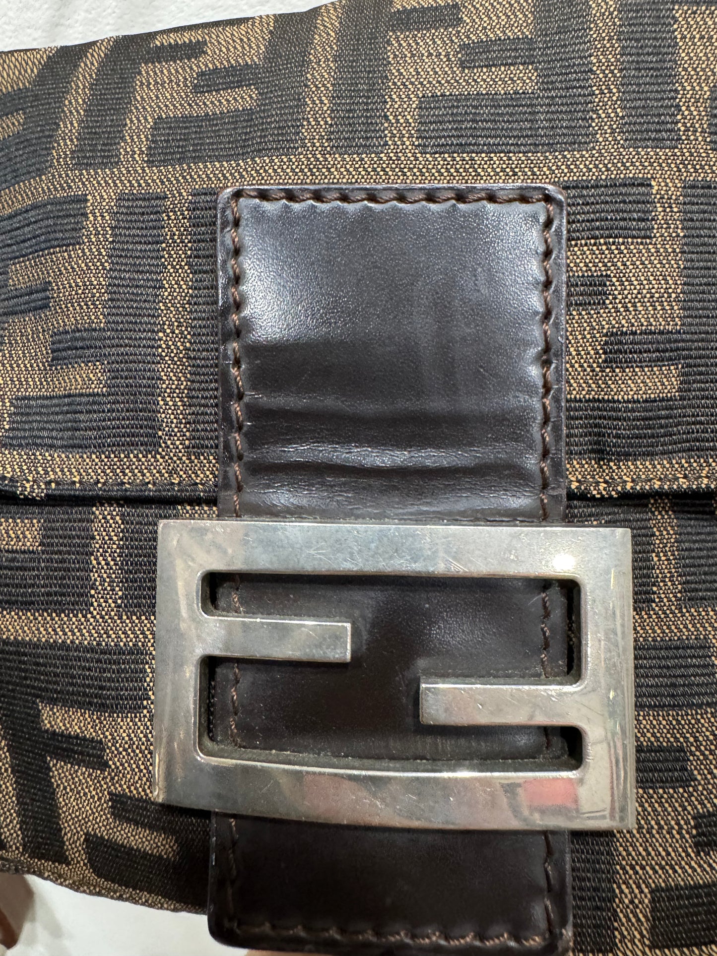 Fendi baguette