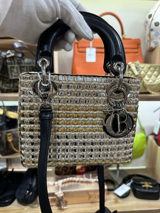 CHRISTIAN DIOR – In Vintage