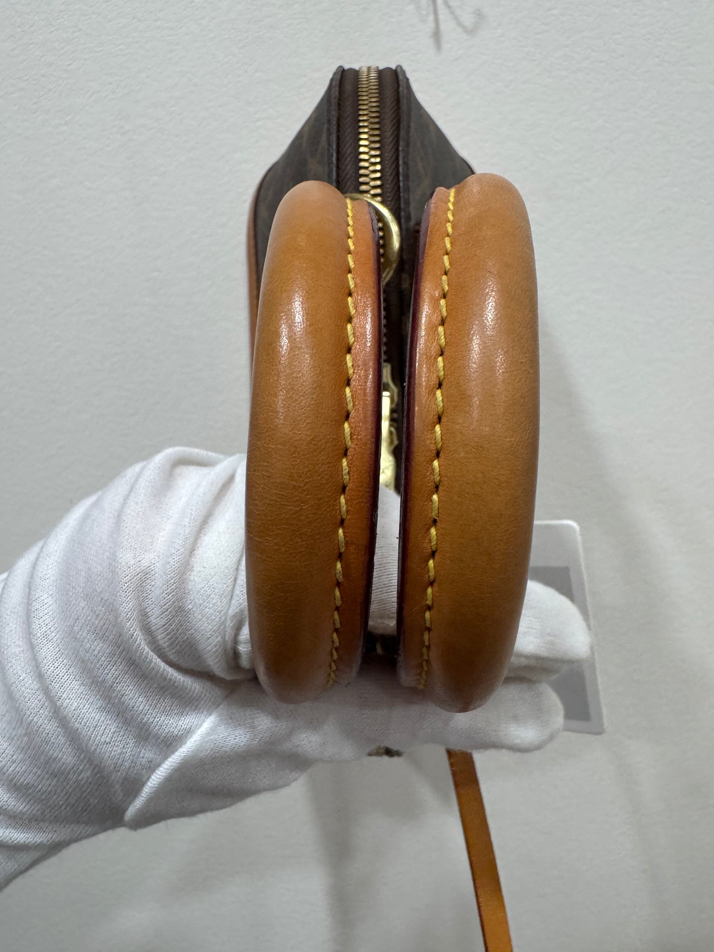 Louis Vuitton Alma bb