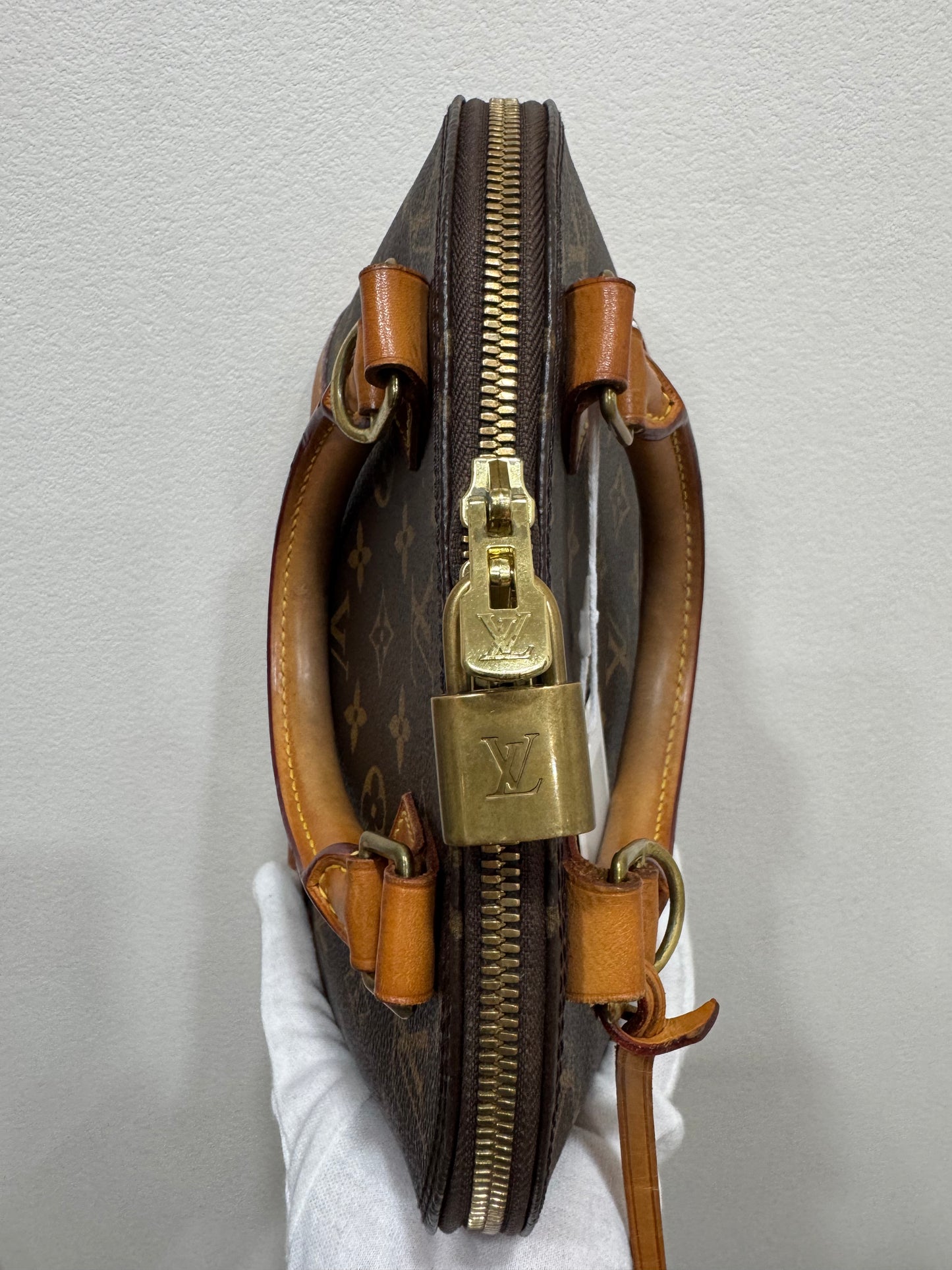 Louis Vuitton Alma bb
