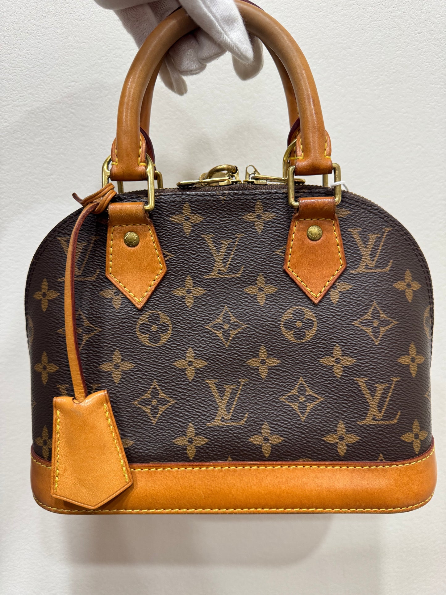 Louis Vuitton Alma bb