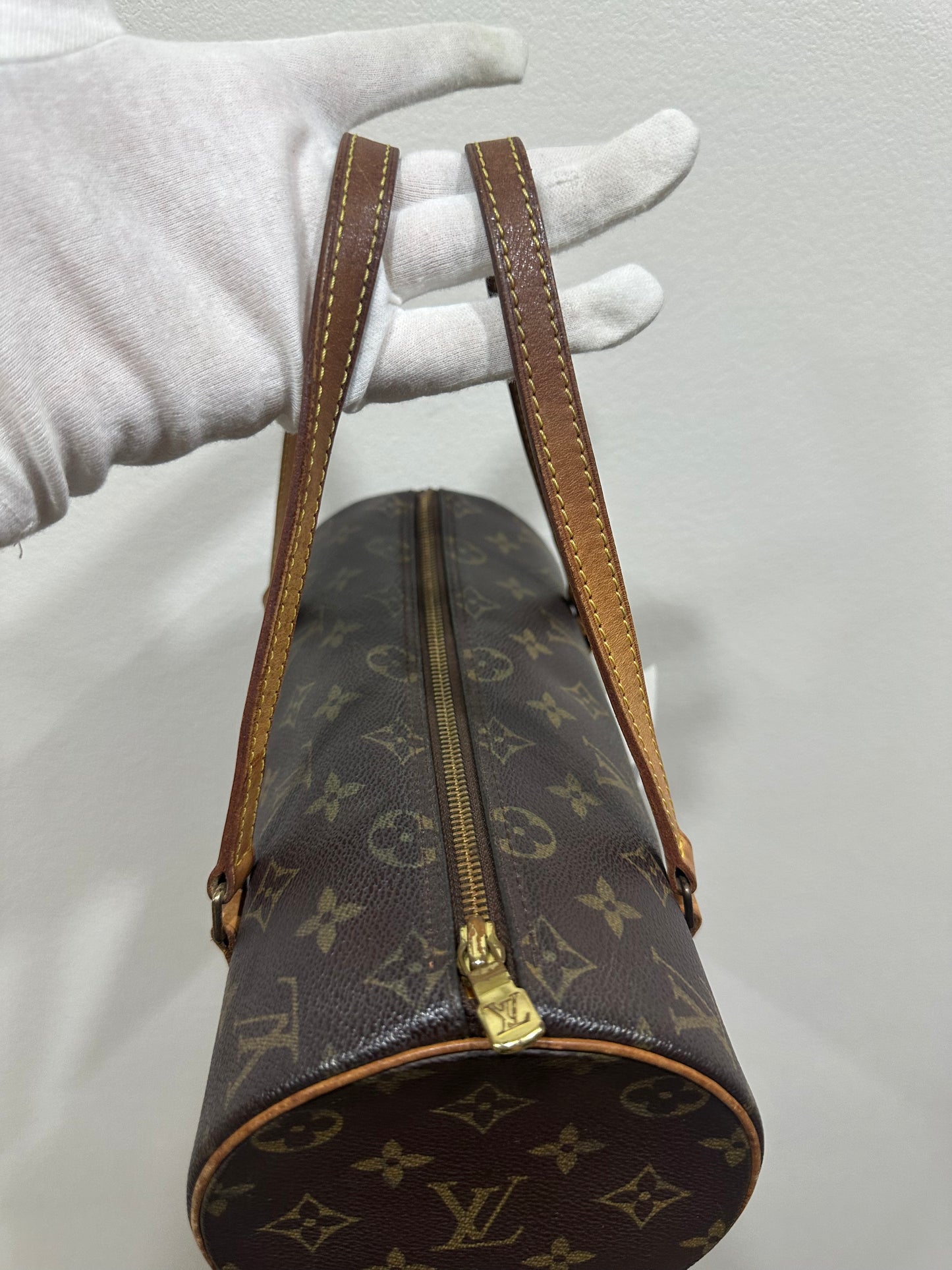 Louis Vuitton papillon 26