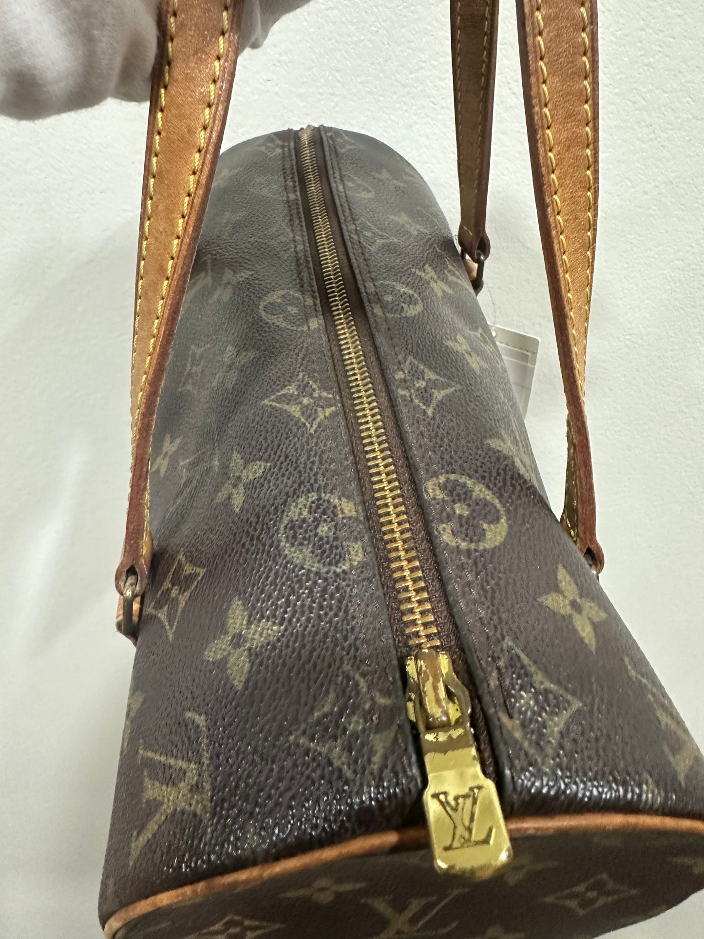 Louis Vuitton papillon 26