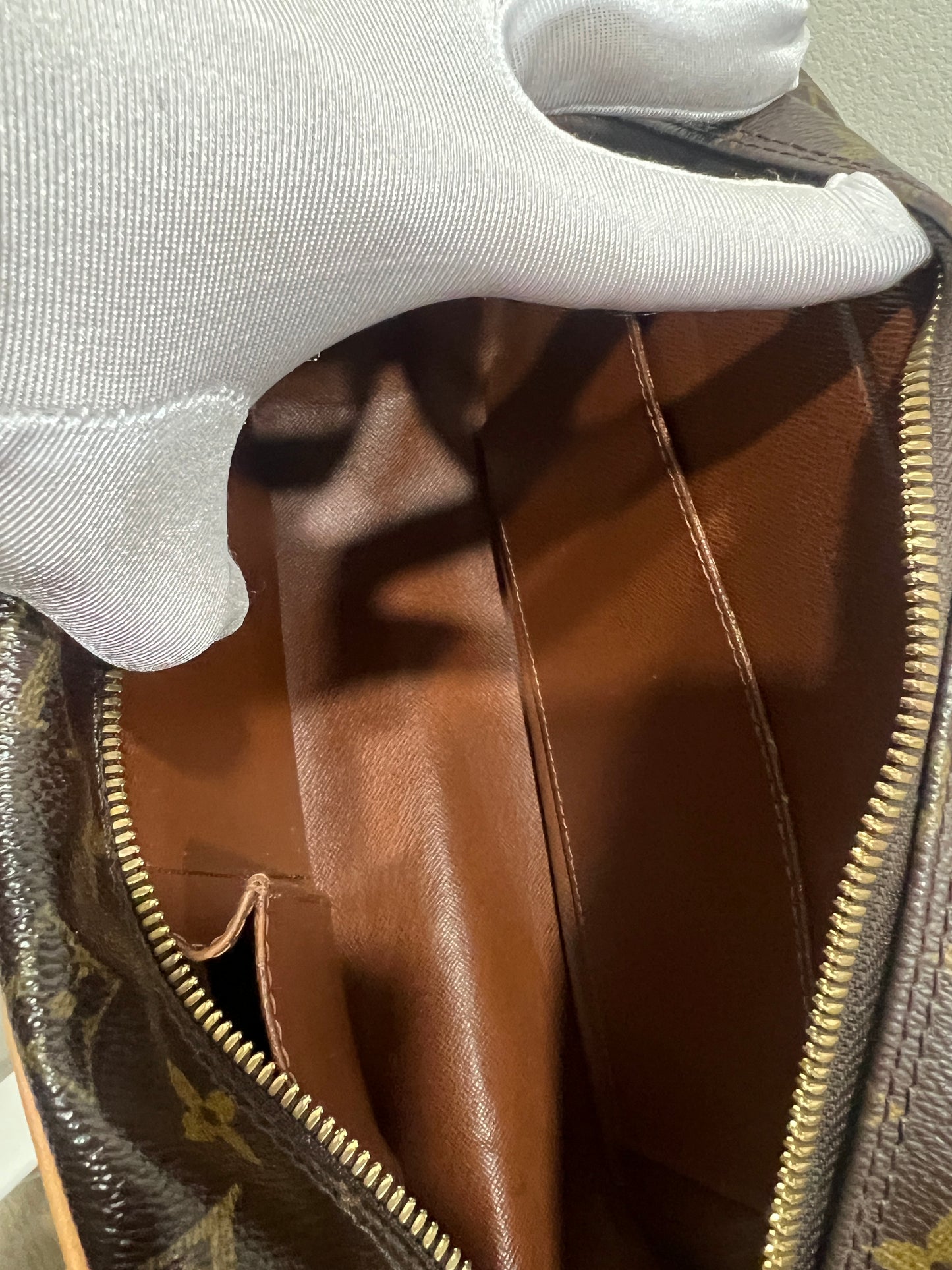 LOUIS VUITTON CITE MM